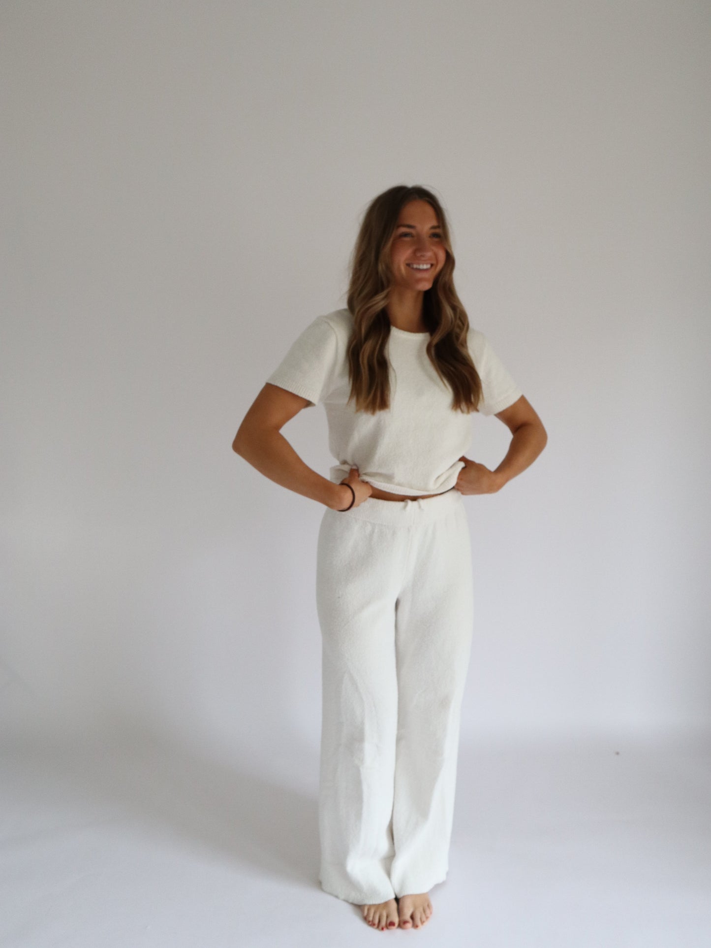 Off Duty Lounge Set - White